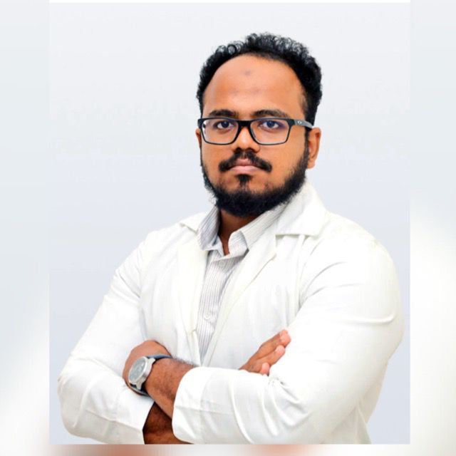 Dr. Mohamed Naveeth, MD, DNB